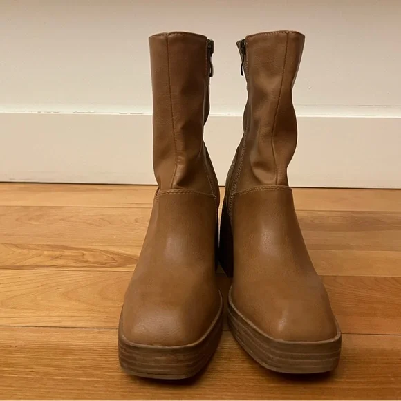 Faux Leather Chunky Heel Bootie - Picture 4 of 7